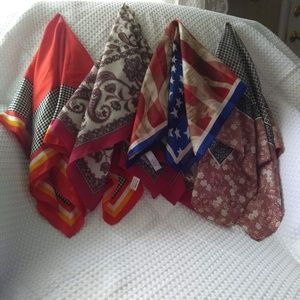 Lot of 4 scarves